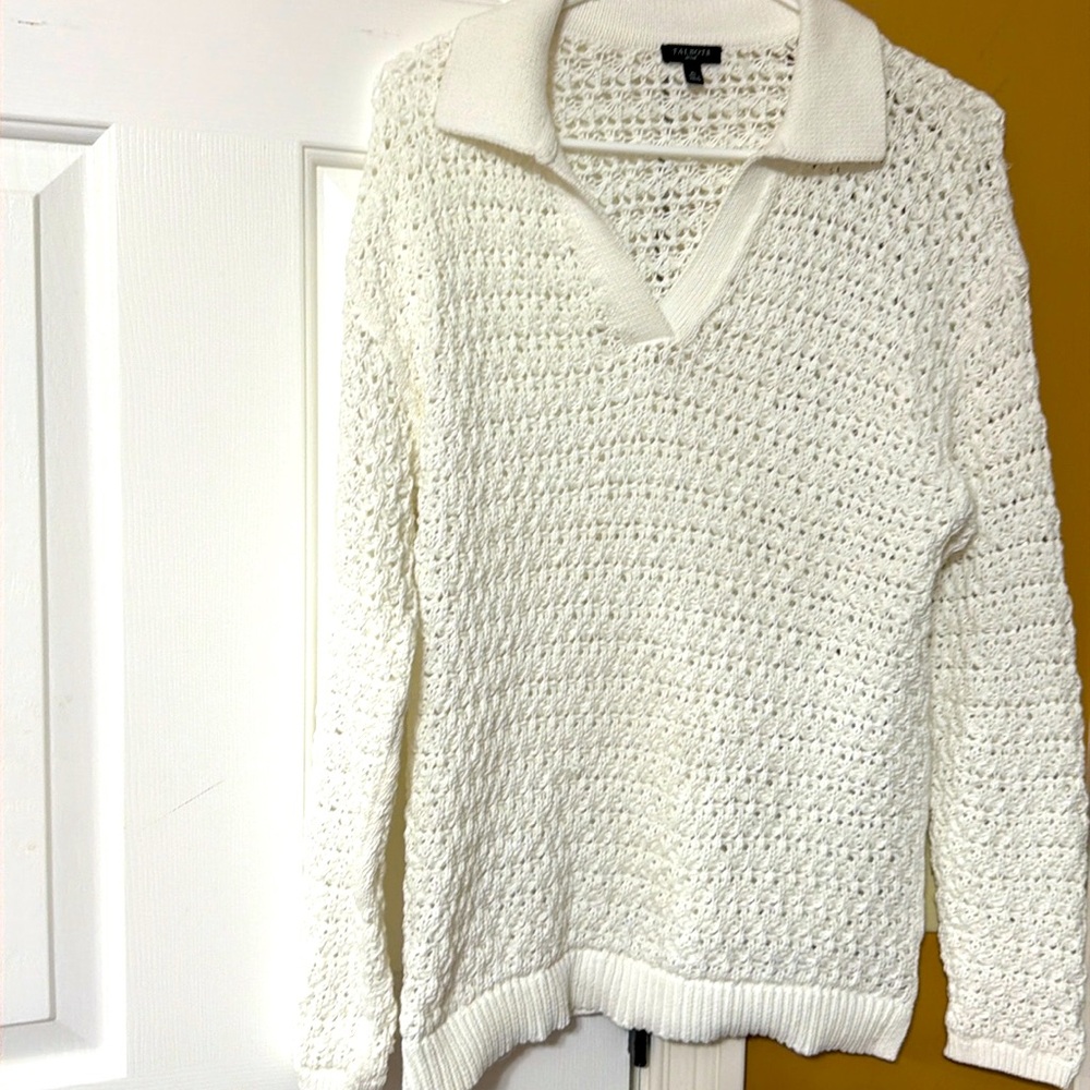 Medium Petite Talbots Sweater - image 1